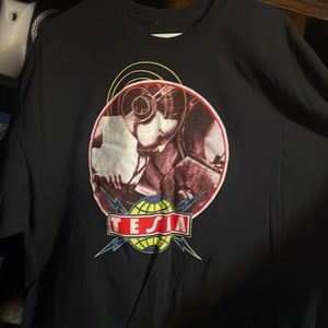 Tesla band world tour 1989 reprint shirt. Mens 2xl